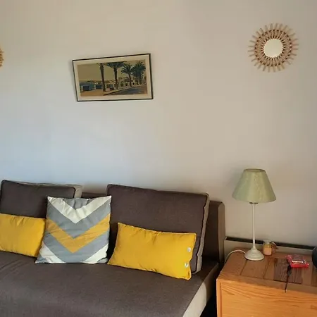 Nice Appt In A With Swimming Pools Apartment